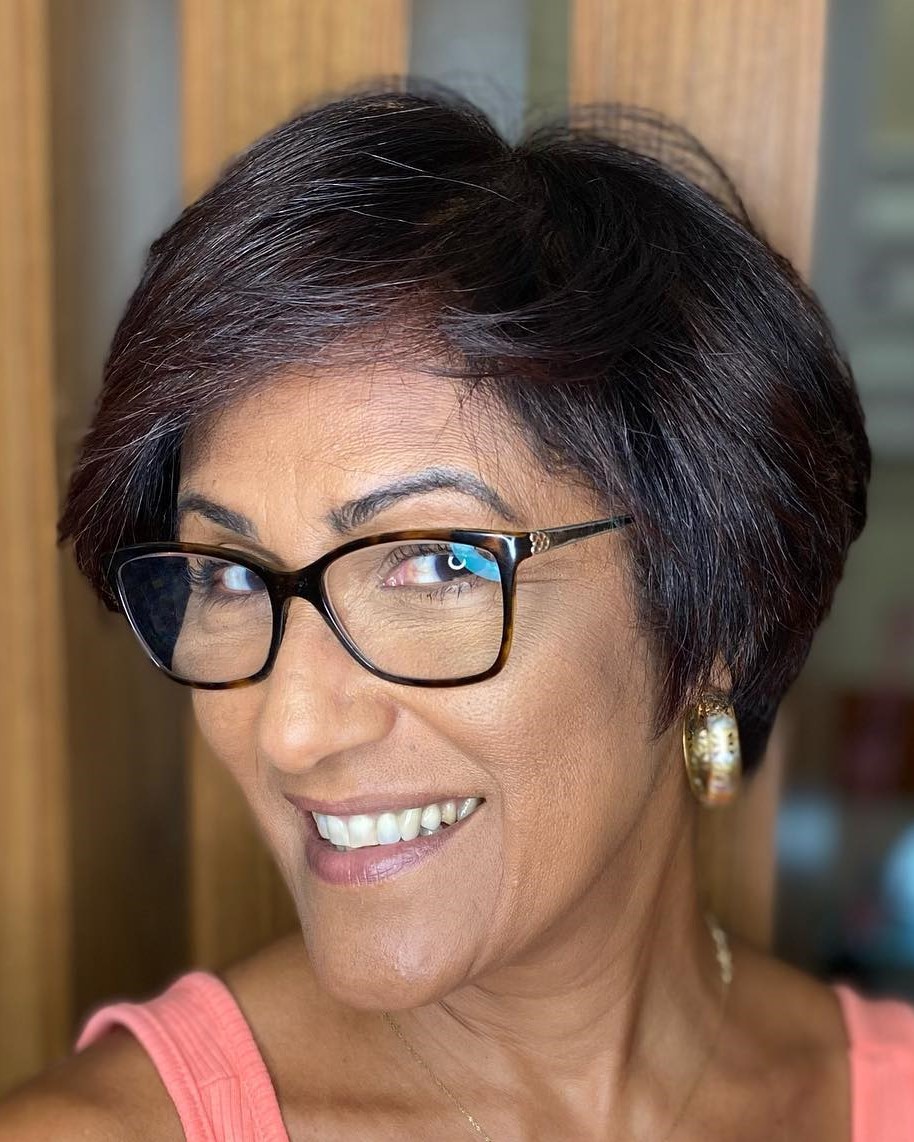 Over 50 Youthful Short Haircut