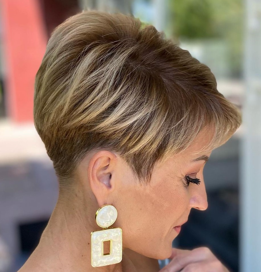 Short Pixie Cut with Highlights