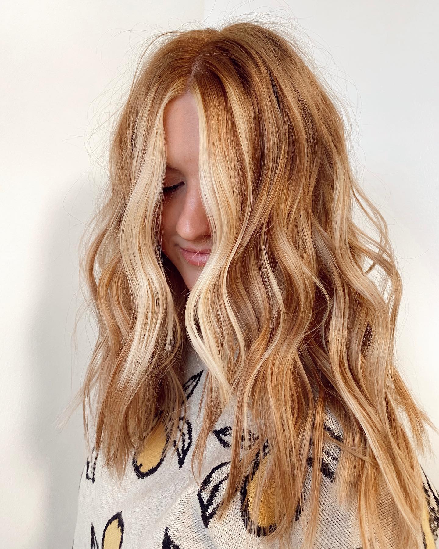 Long Strawberry Hair with Money Pieces