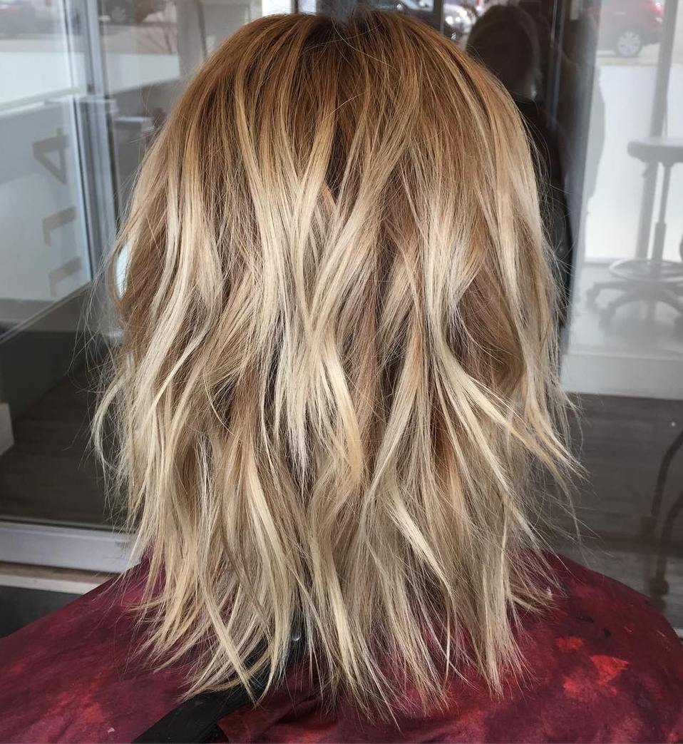 Medium Layered Hair with Waves