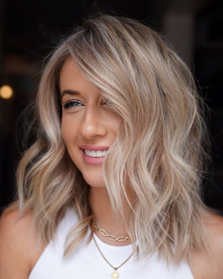 Medium-Length Blonde Hair with Beachy Waves