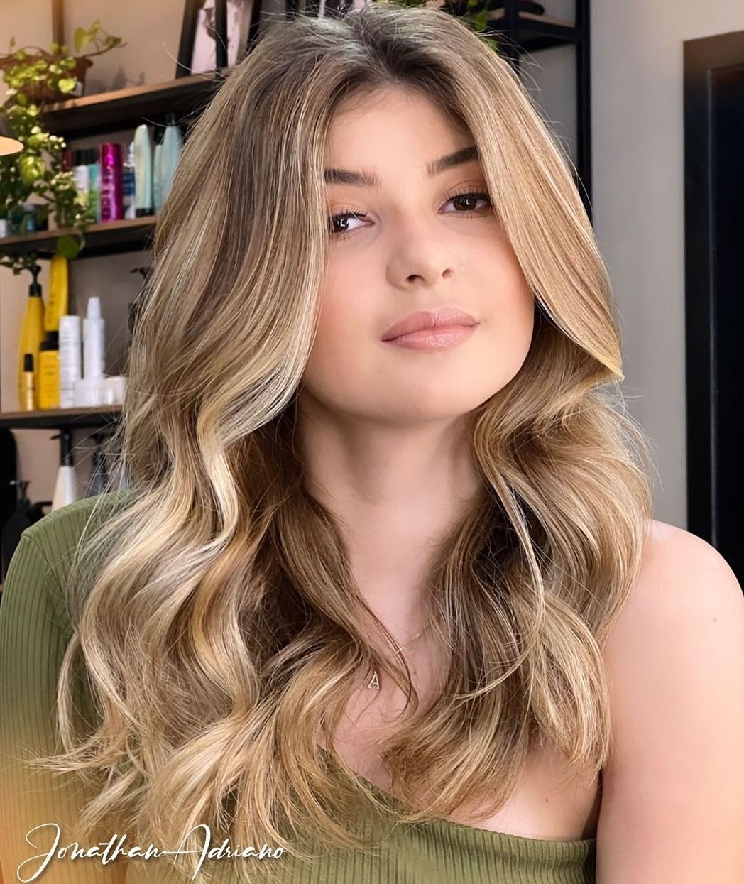 Round Face Long Hairstyle with Waves
