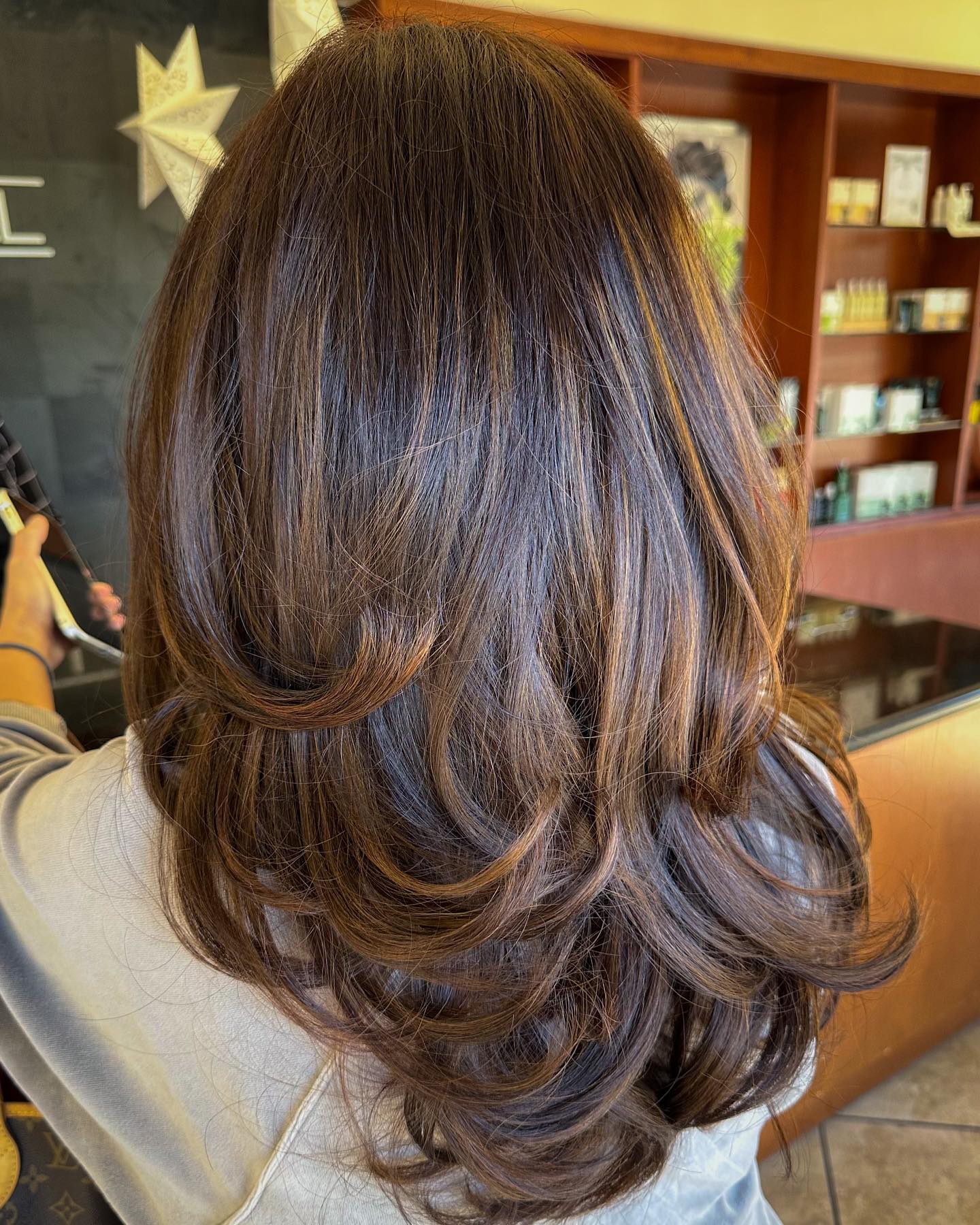 Long U Cut with Swoopy Bottom Layers
