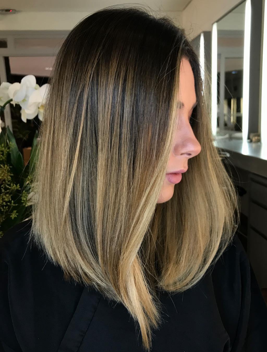Angled Lob with Balayage Highlights
