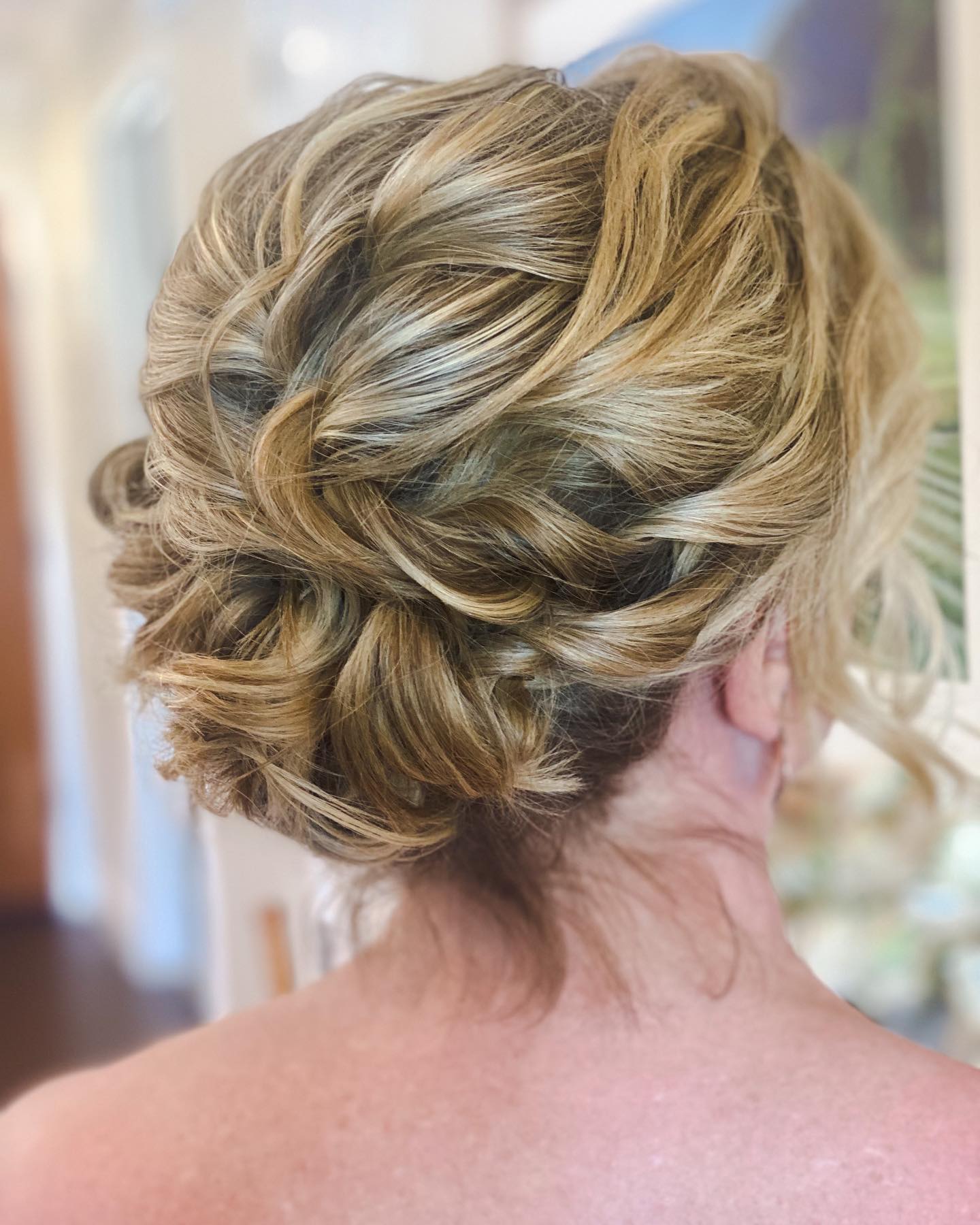 Short Hair Twisted Loopy Updo