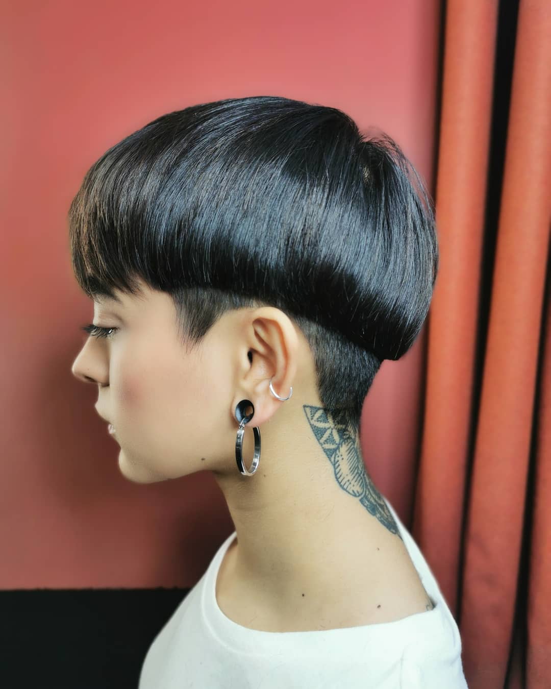 Iconic Blunt Bowl Cut