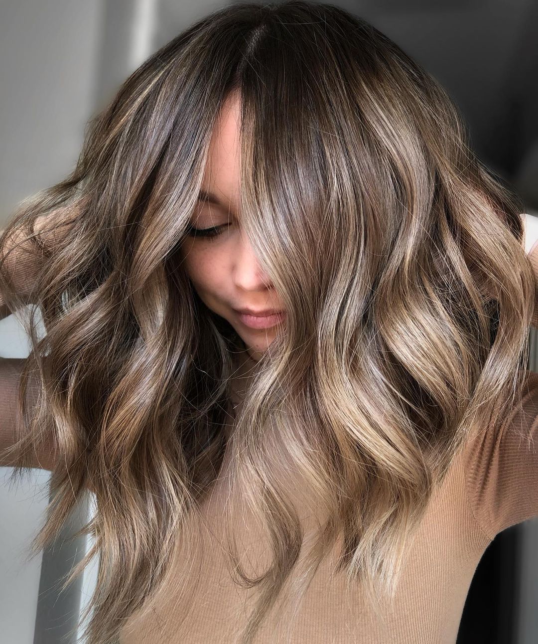 Mushroom Brown Hair with Blonde Highlights