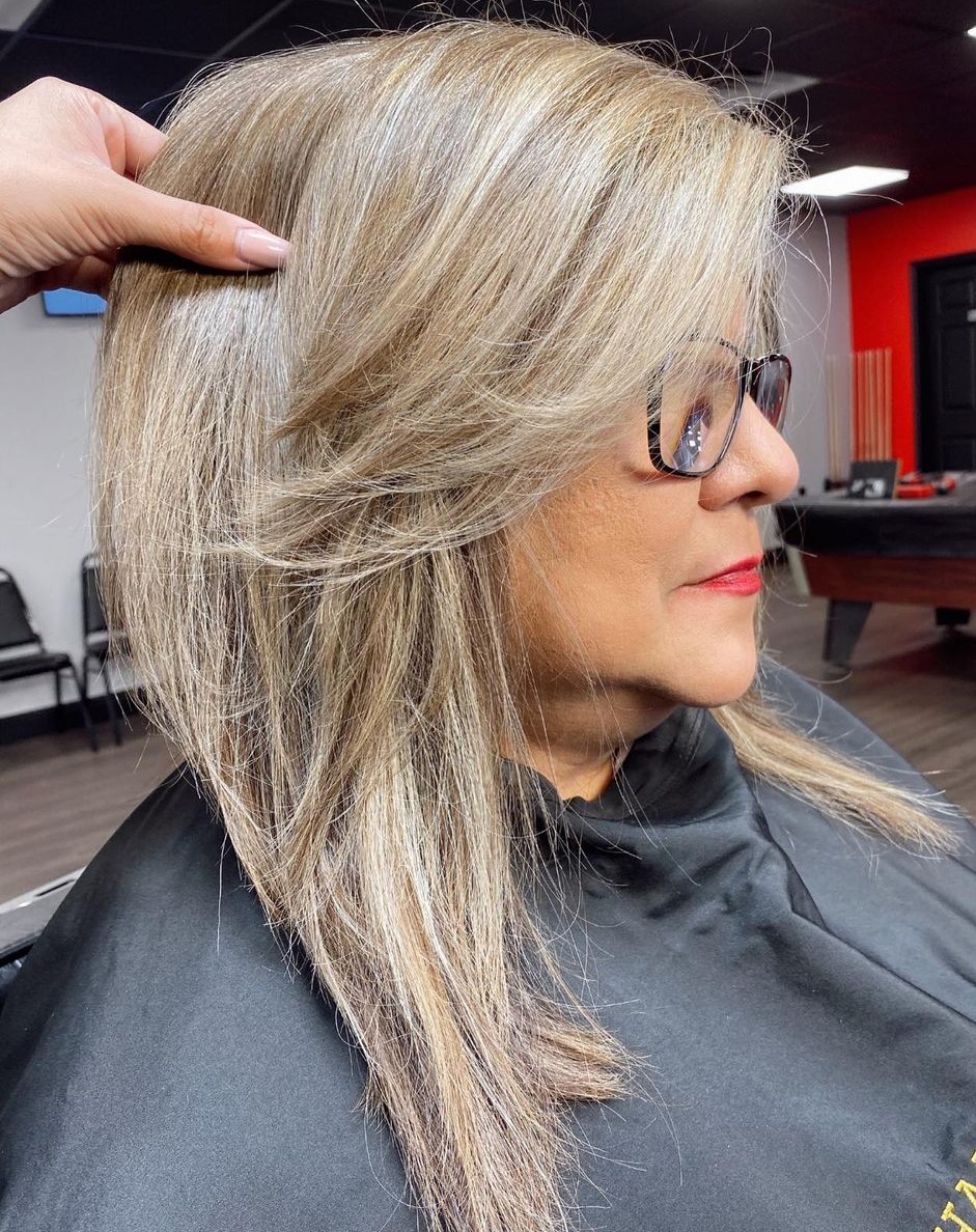 Medium Straight Haircut for Overweight Women