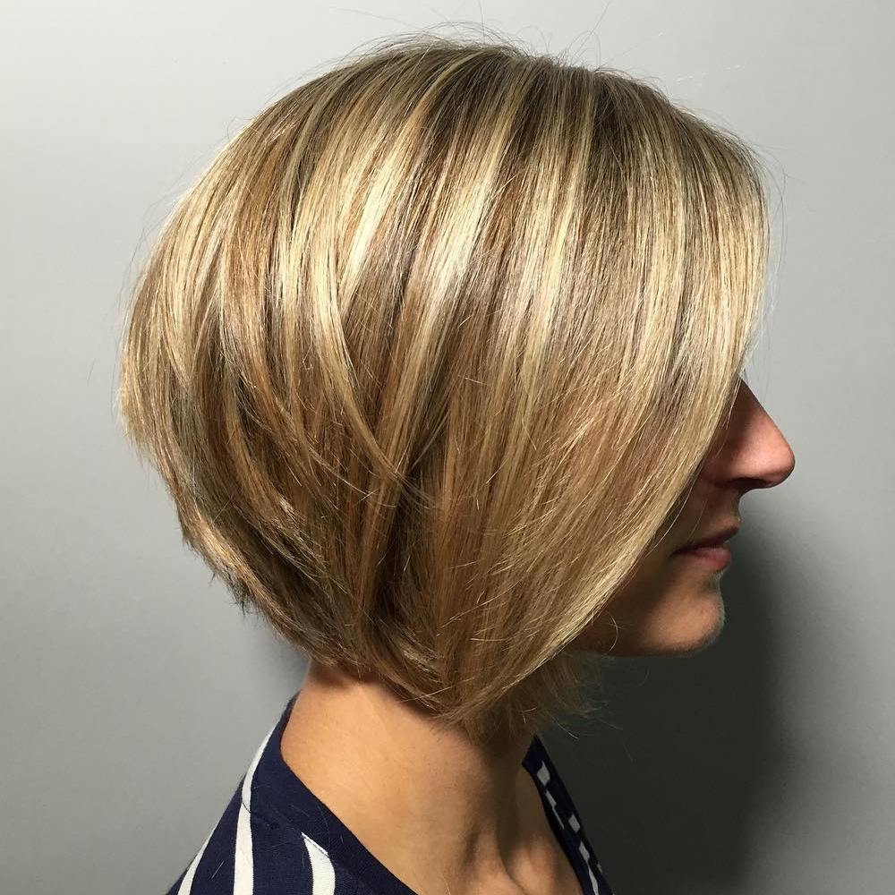 Golden Bronde Layered Bob for Shorter Hair