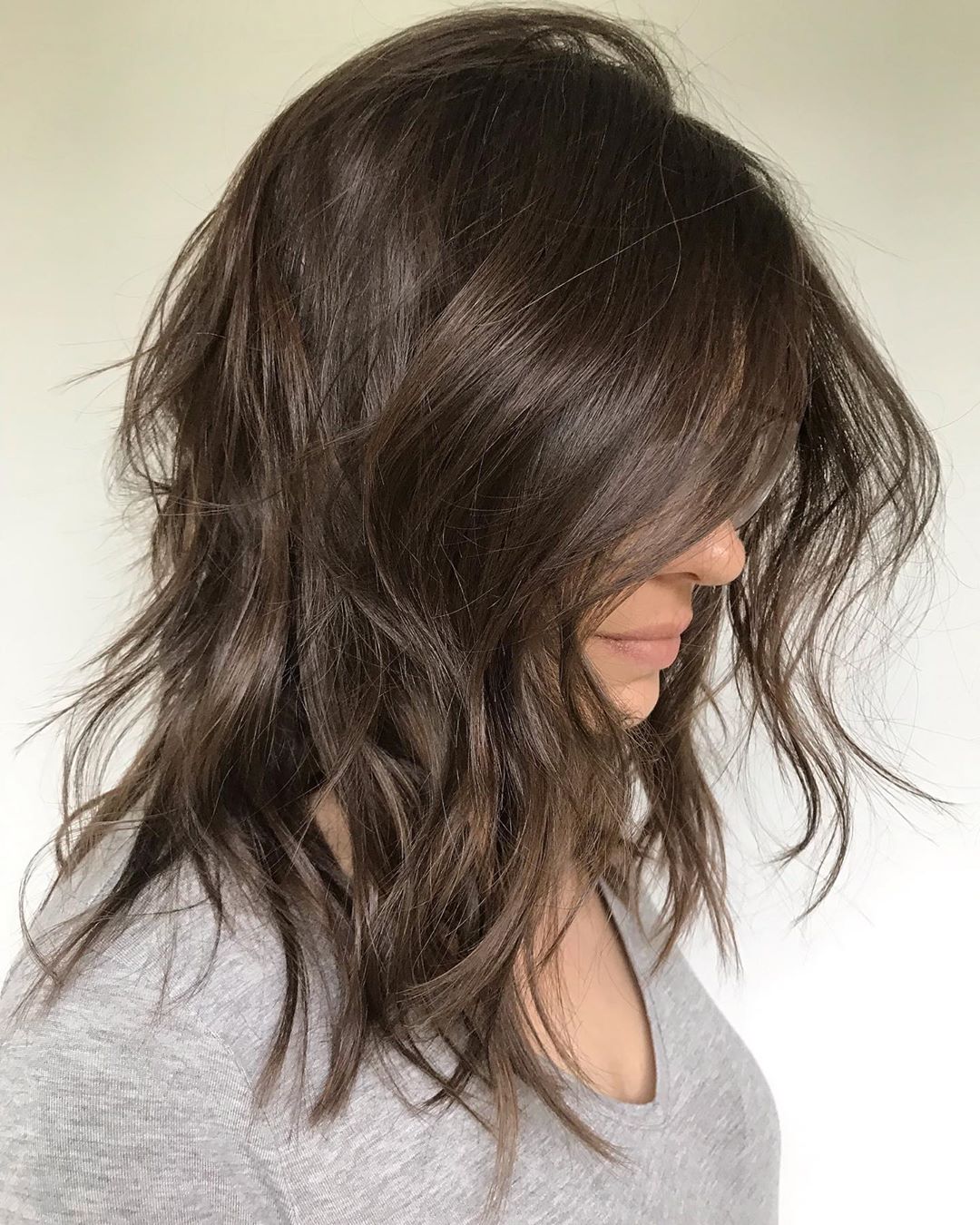Medium Shaggy Hairstyle with Messy Waves
