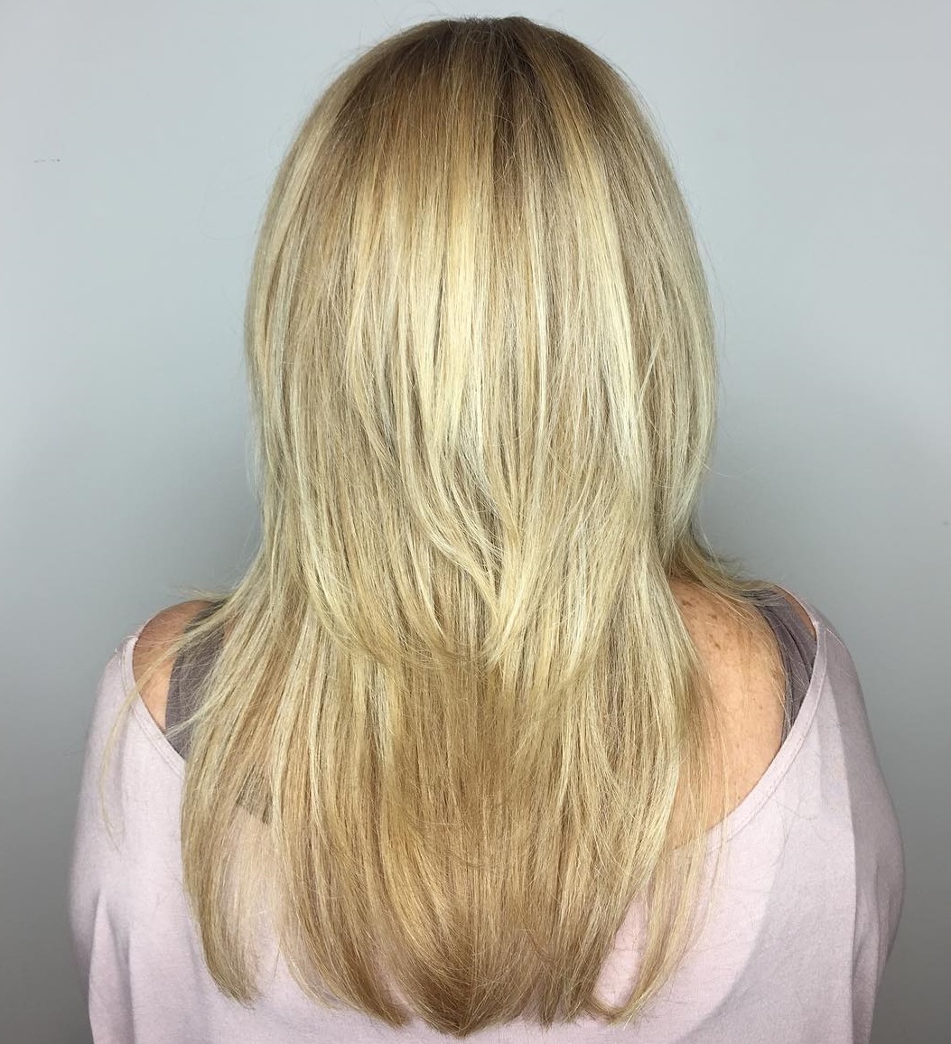 Cute Hairstyle with Short and Long Layers