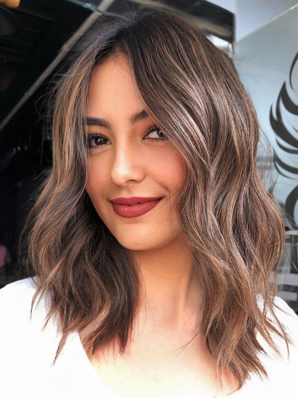 Medium Choppy Haircut with Waves