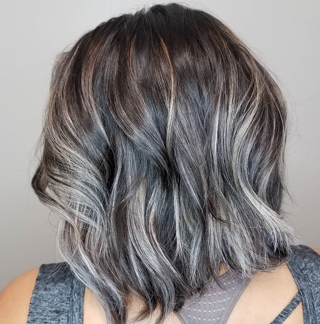 Thick Hair Bob with Messy Waves