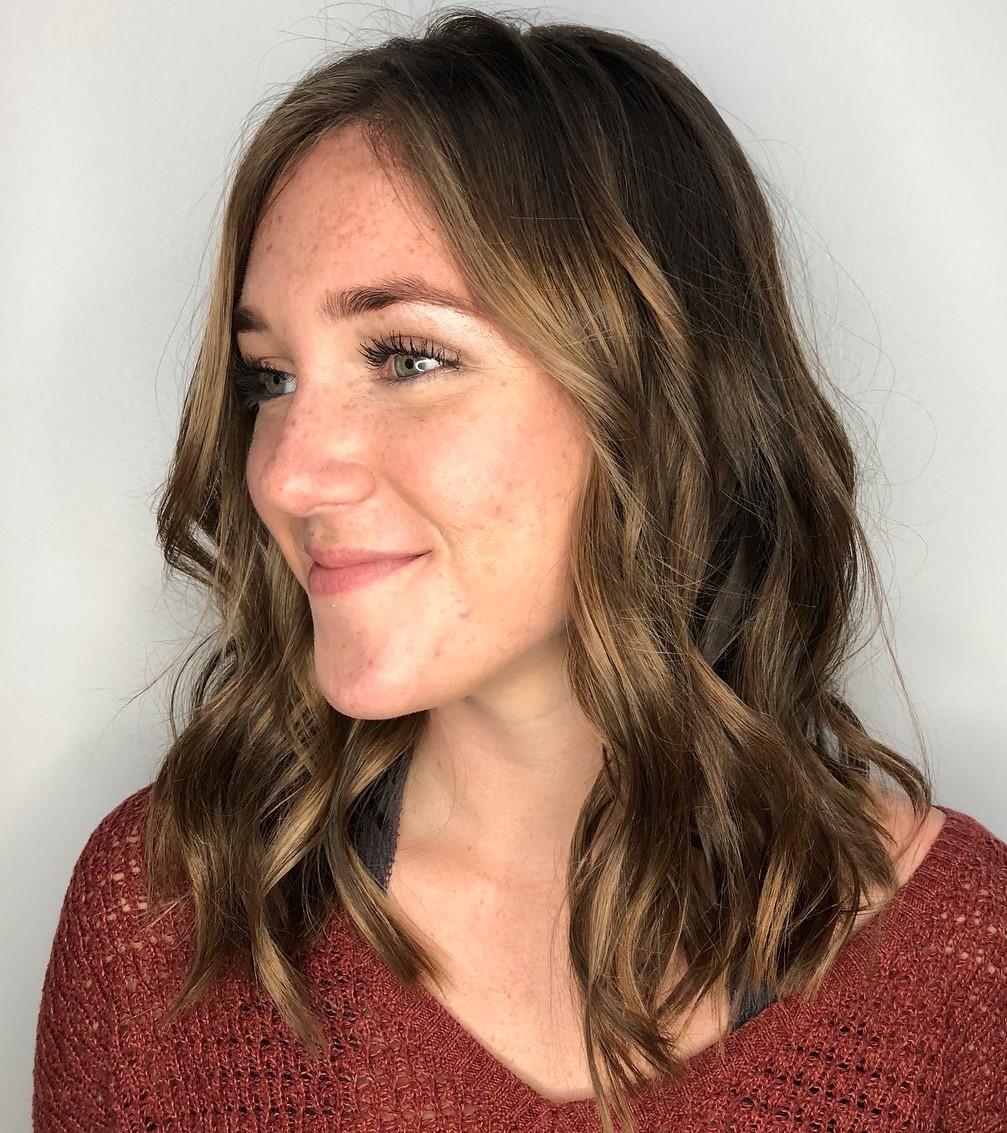 Medium Hairstyle with Piece-y Waves