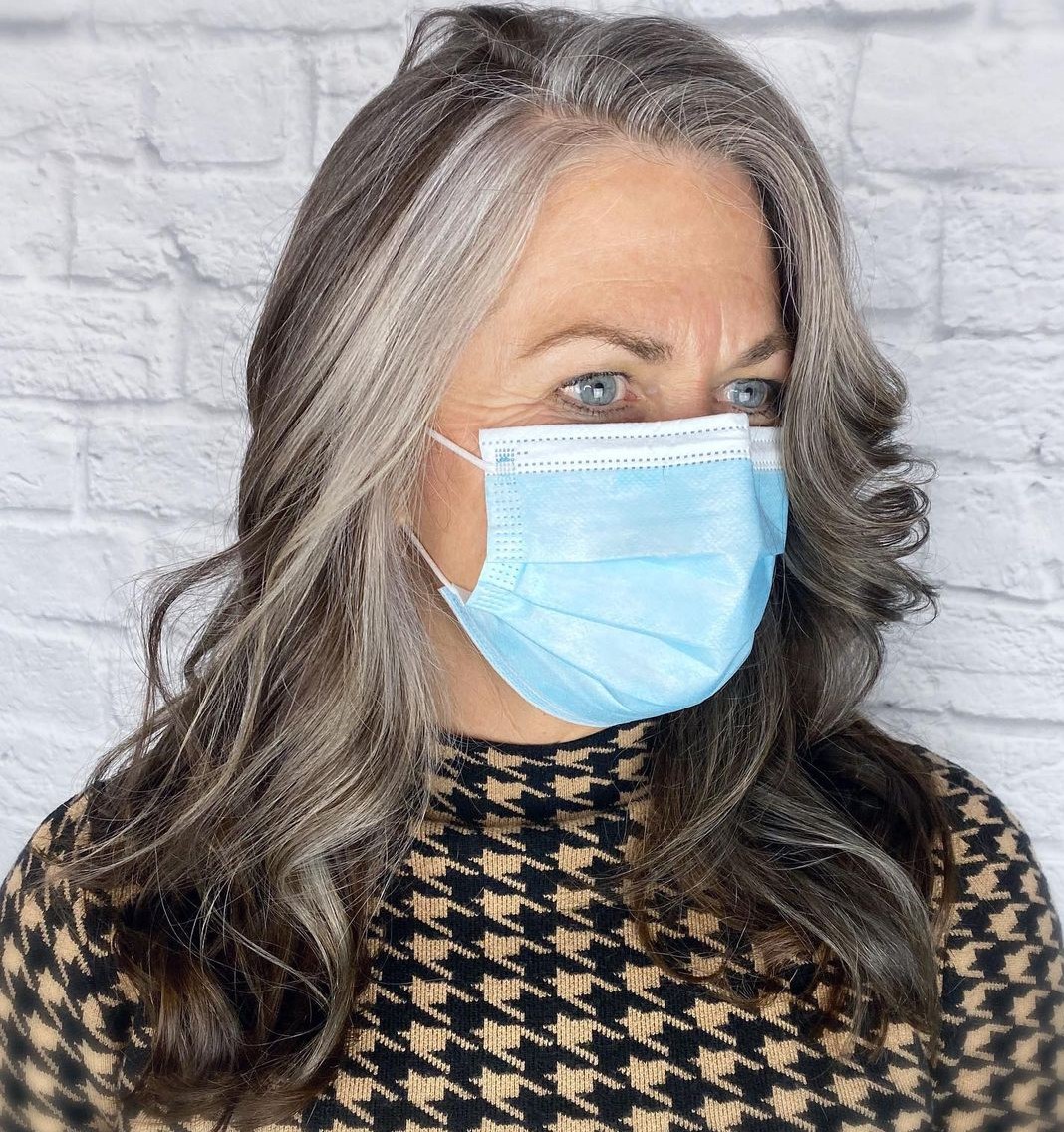 Coloring Gray Hair with Highlights