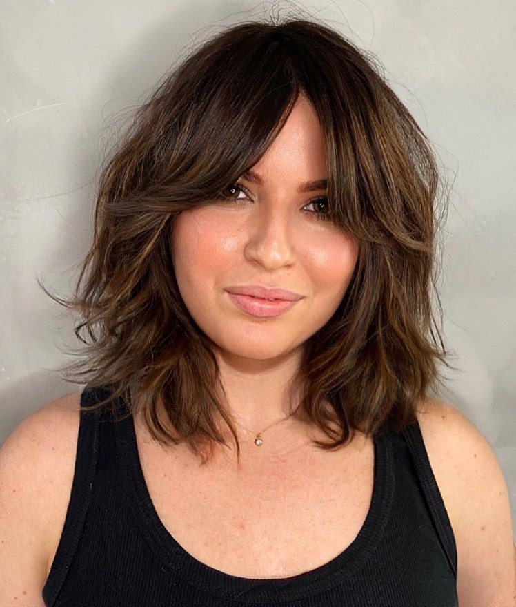 Lob with Curtain Bangs to Look Slim