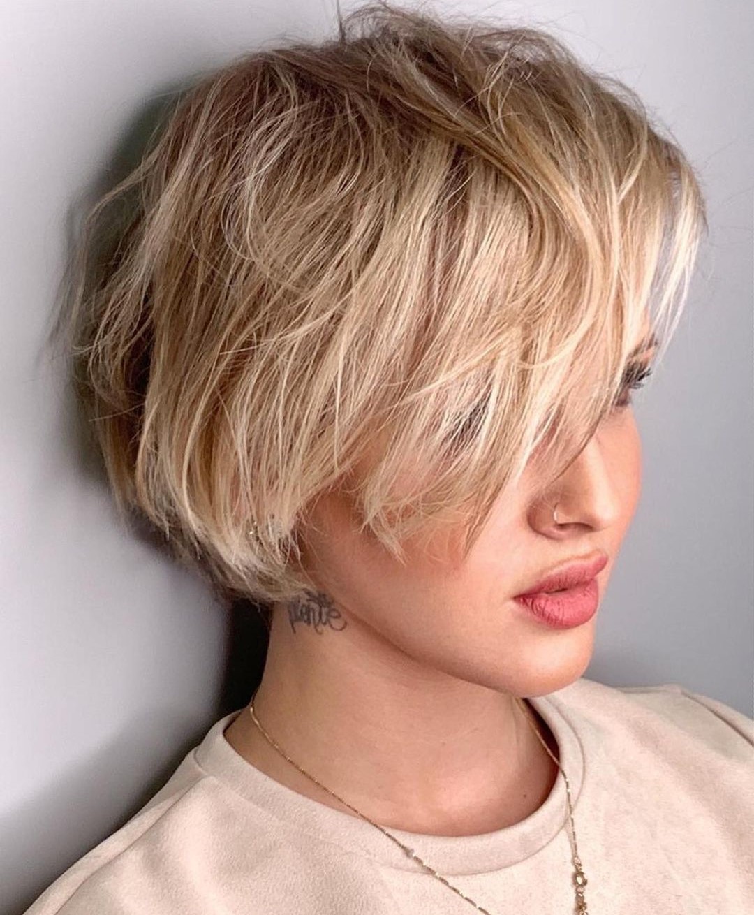 Short Blonde Messy Bob