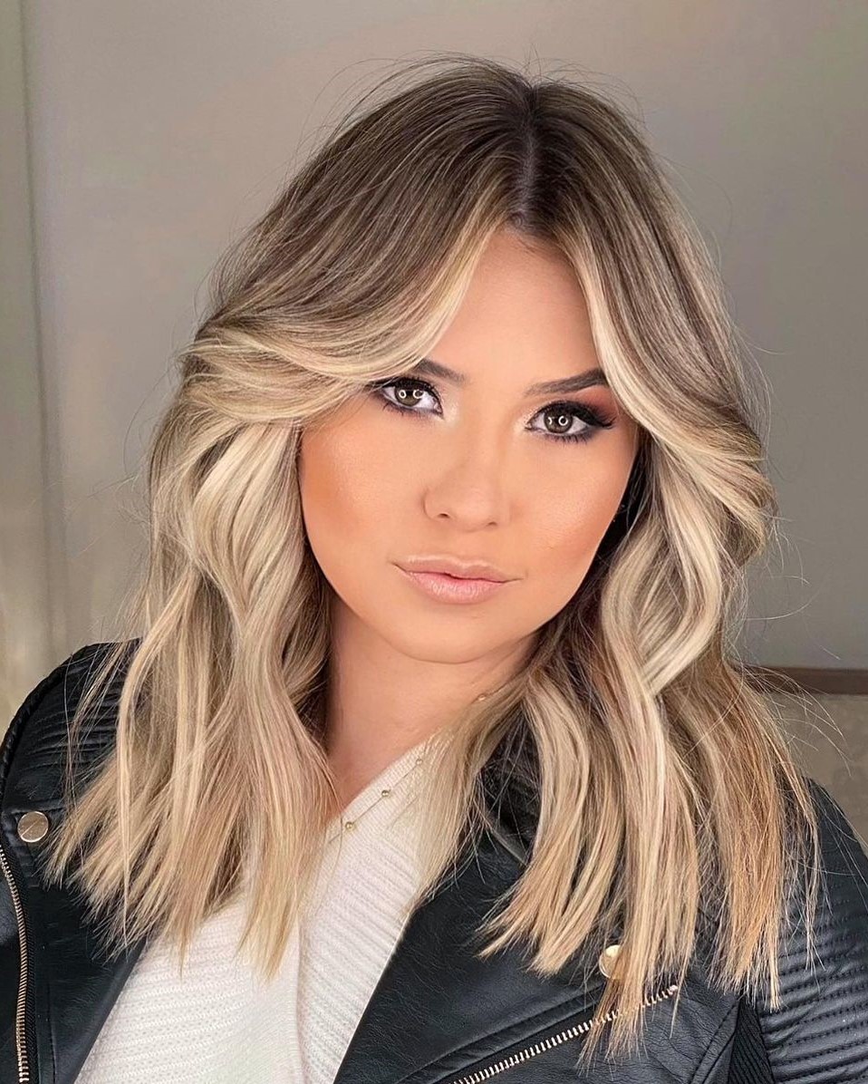 Medium Blunt Round Face Haircut