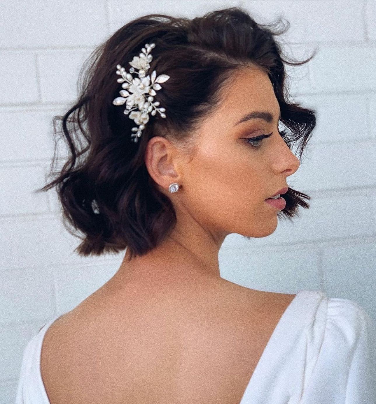 Modern Wedding Bob with Waves