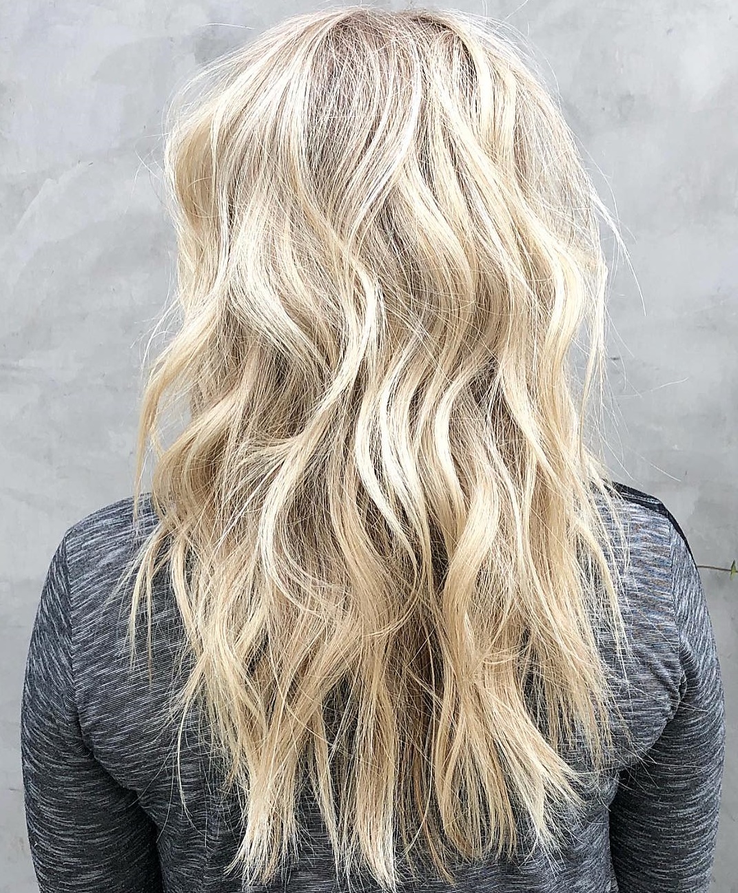 Sexy Blonde Hairstyle with Bedhead Curls