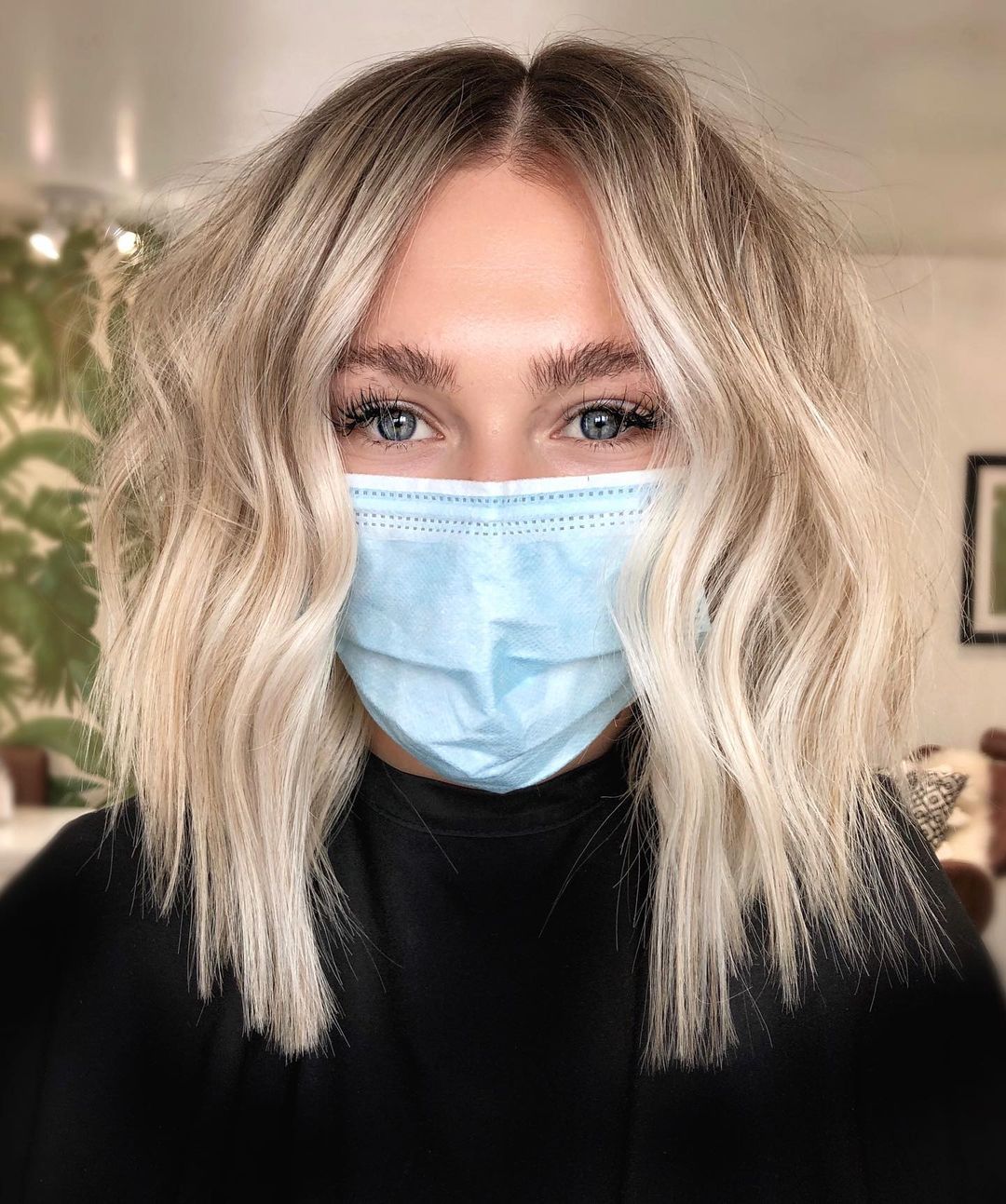 Shoulder-Length Blonde Bob Cut