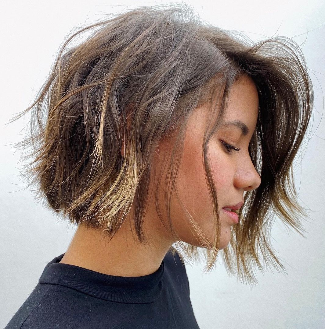 Chin-Length Bob with Shaggy Layers
