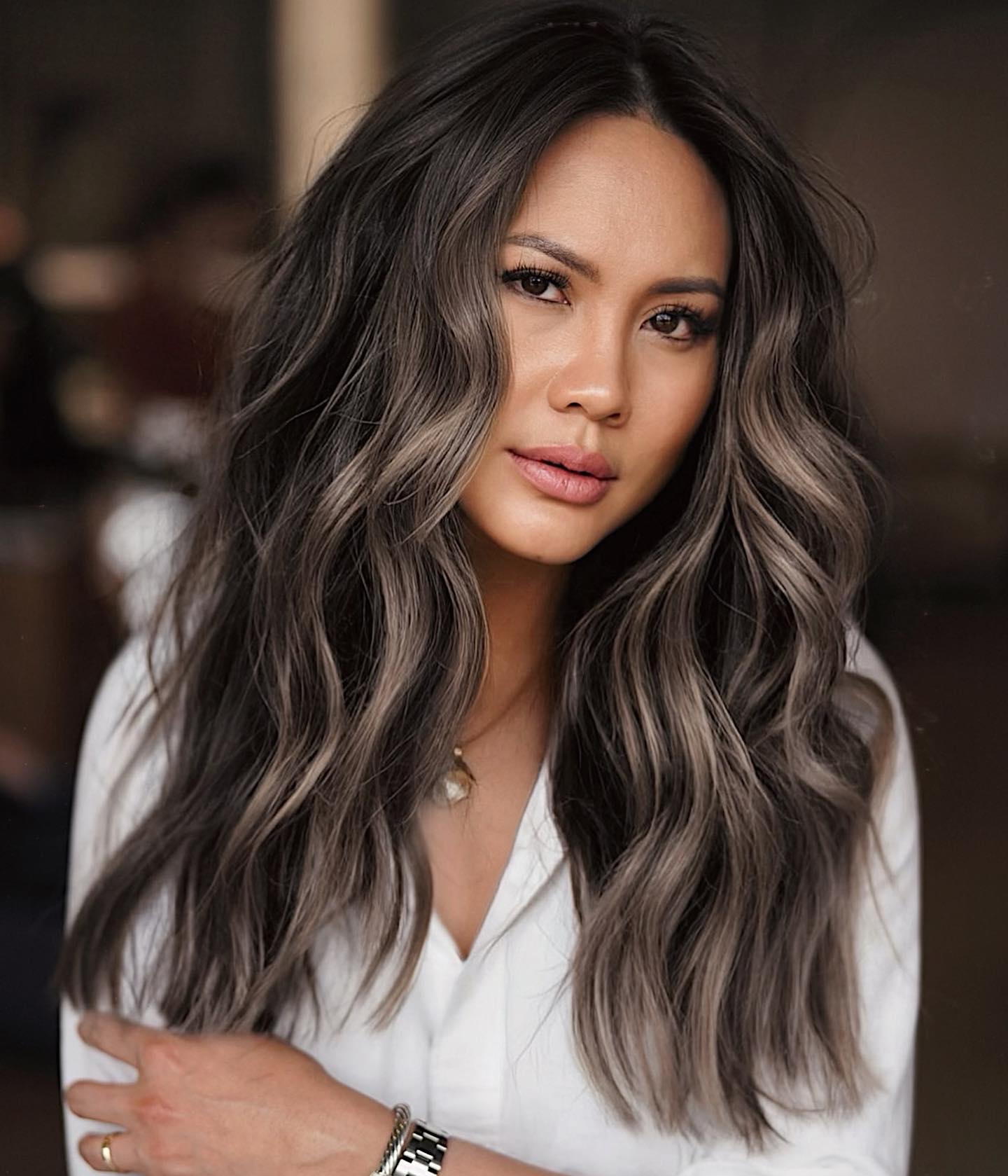 Easy to Maintain Ash Brown Highlights