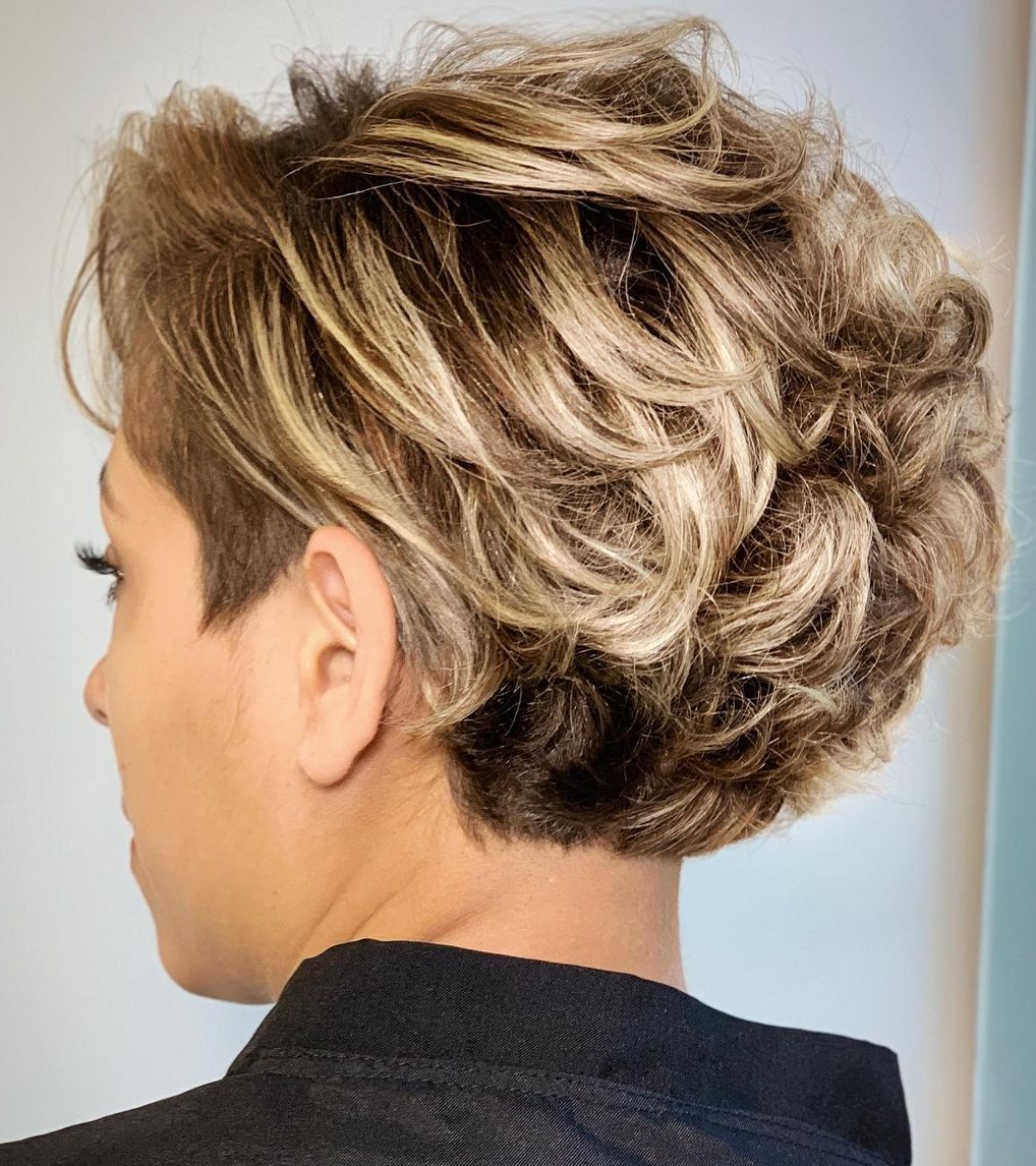 Short Haircut with Flipped-Up Layers