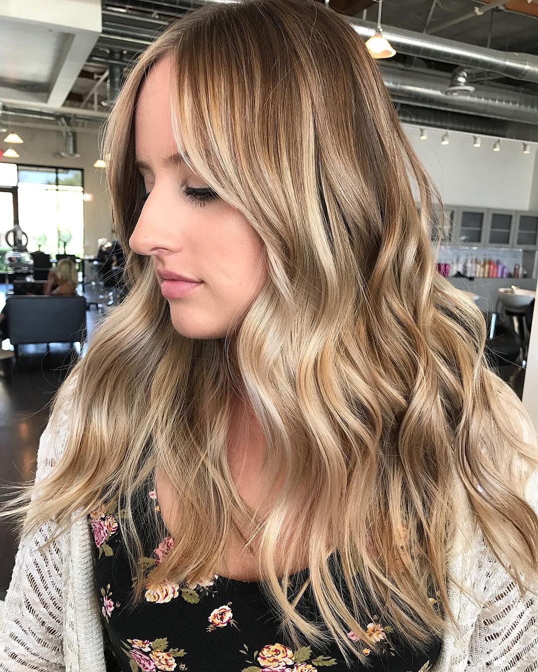 Light Blonde Hair Color for a Big Nose