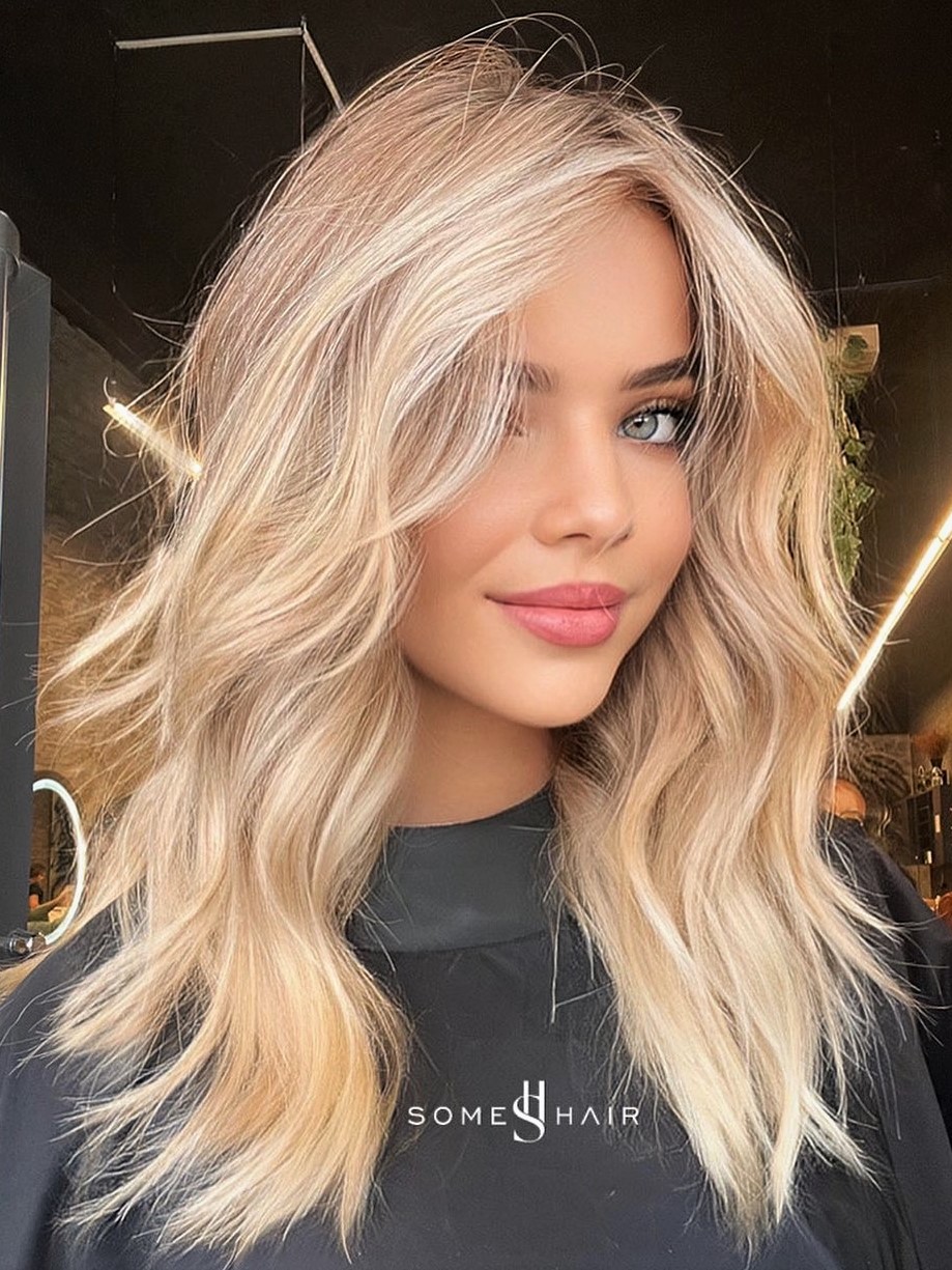 Soft Layered Hair with Face-Framing Pieces