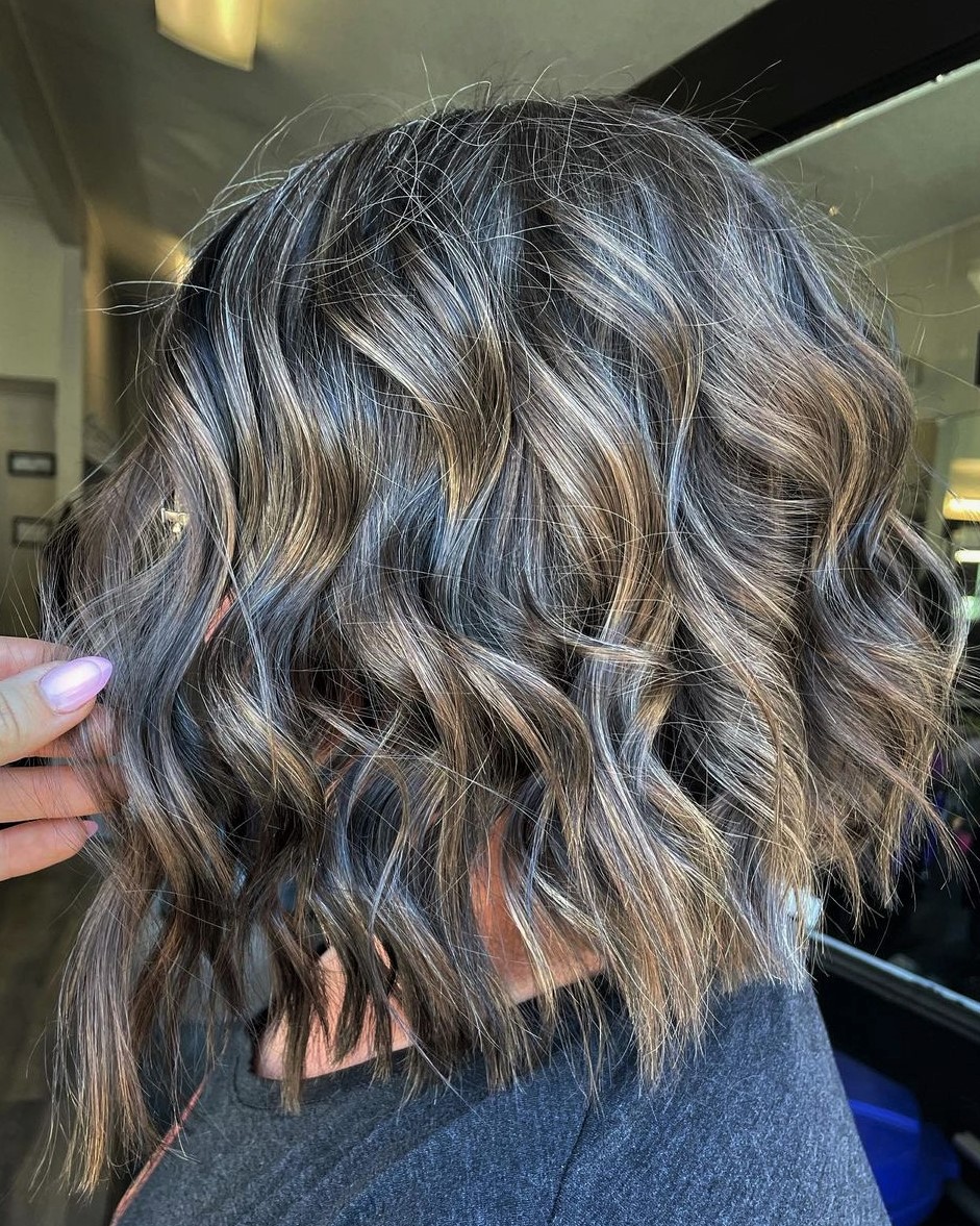 Fascinating Bob with Salt-and-Pepper Highlights