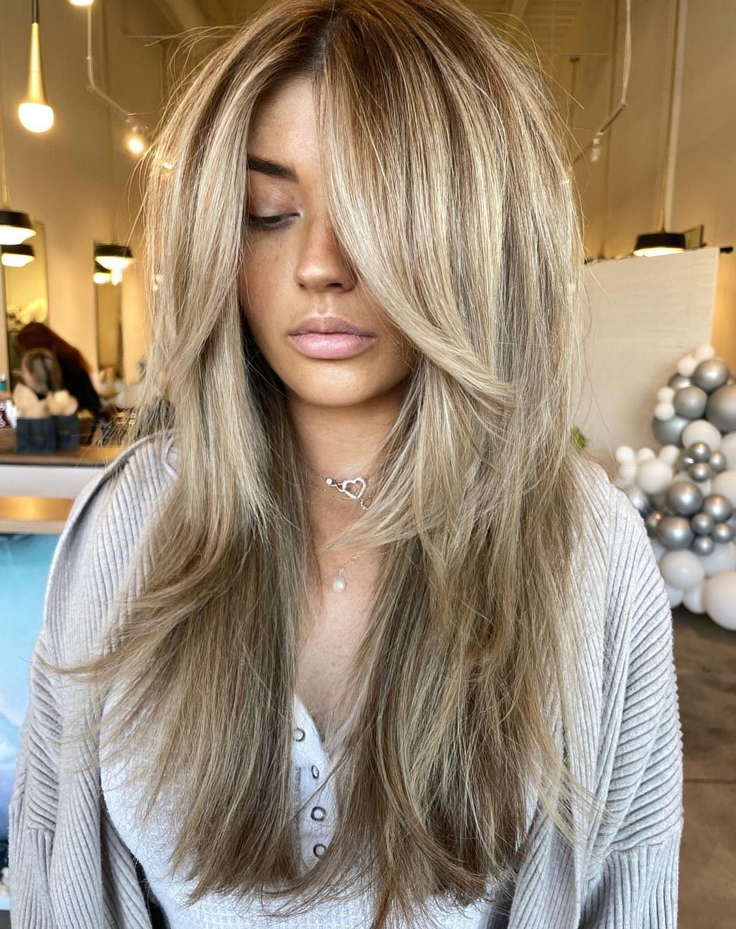 Long Bottleneck Bangs and Step Layers