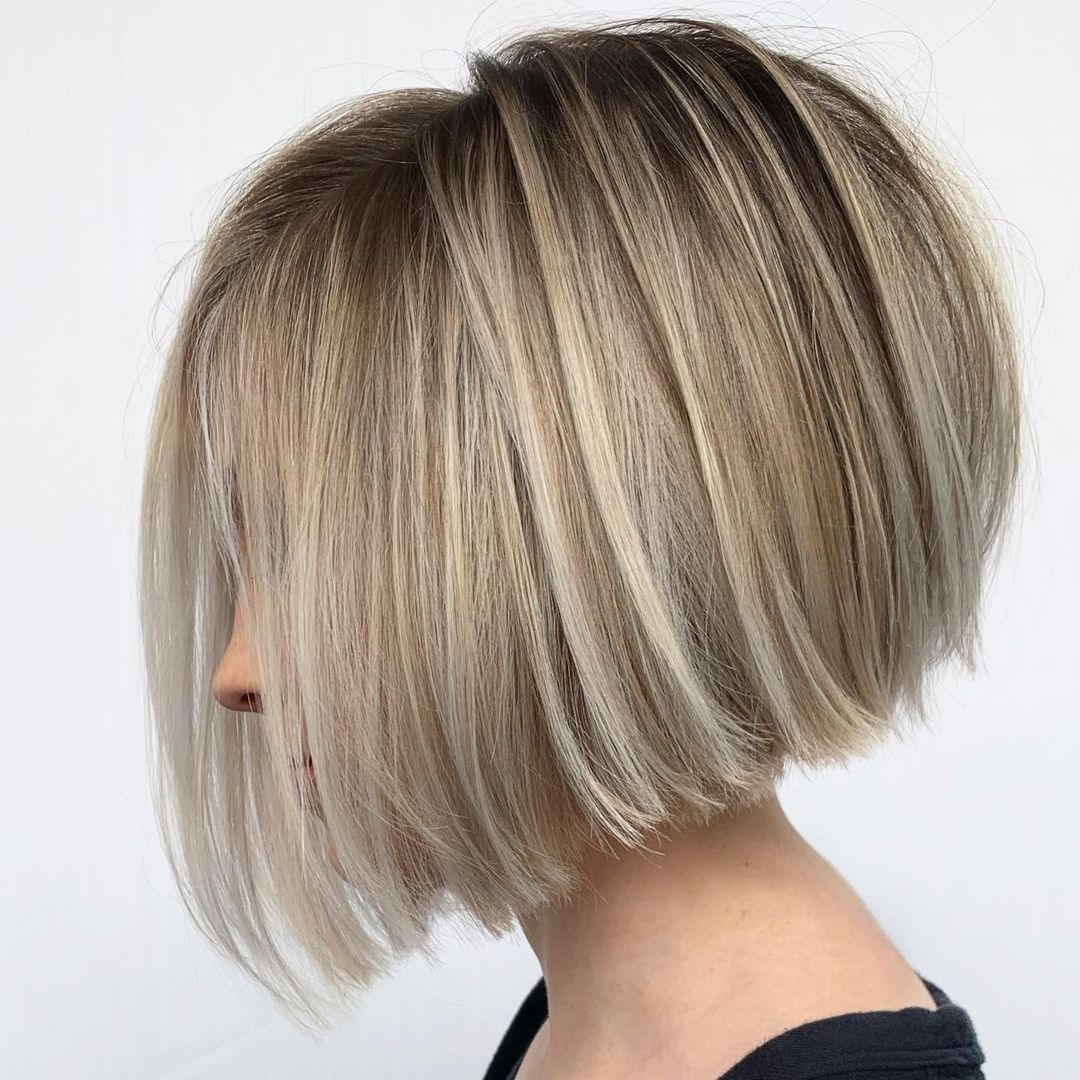 Sophisticated Blunt Bob with Blonde Highlights