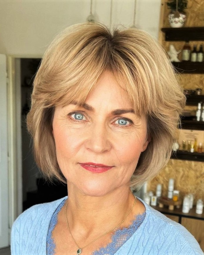 Over 50 Short Shag with Curtain Bangs