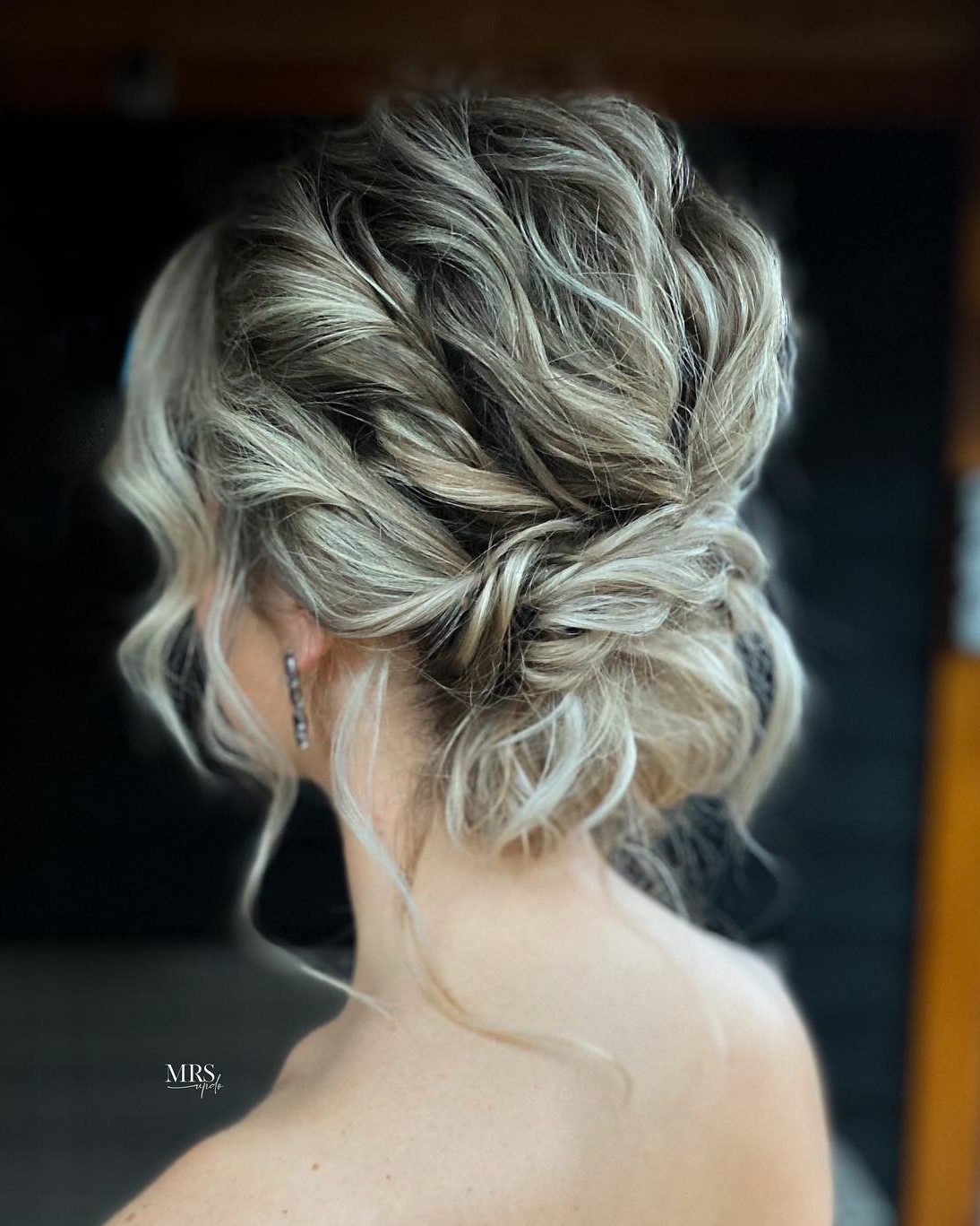 Low Loop Chignon with Waves