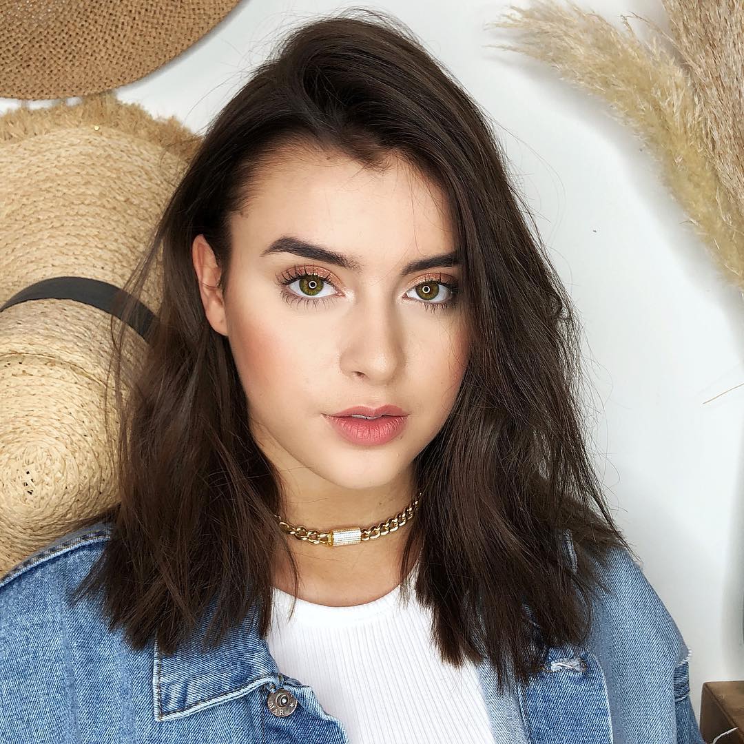 Brunette Hair Color and Hazel Eyes