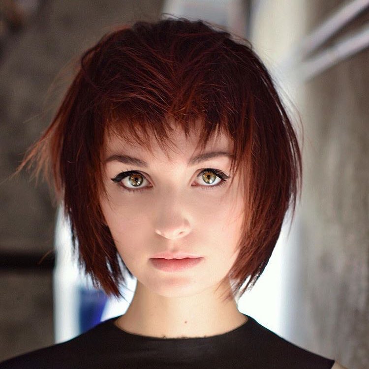 Best Red Hair Color for Hazel Eyes